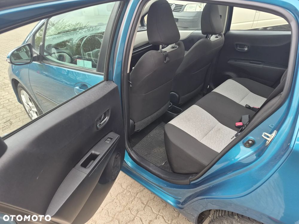 Toyota Yaris 1.33 Prestige - 19