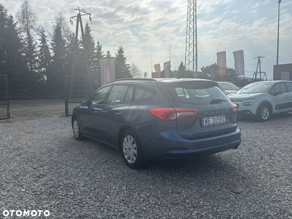 Ford Focus - 8