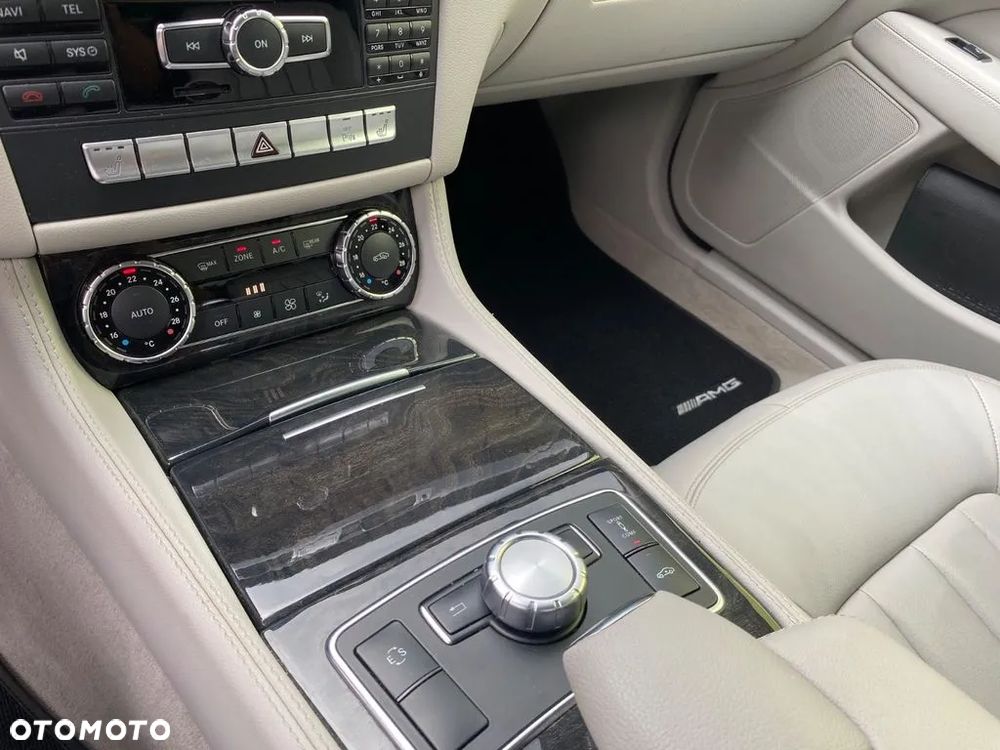 Mercedes-Benz CLS 350 CDI 4-Matic BlueEff - 9