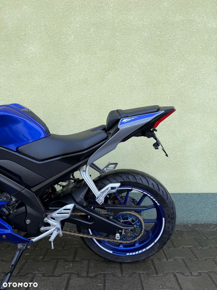 Yamaha YZF - 23