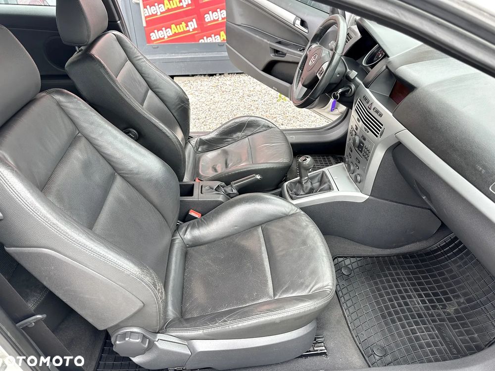 Opel Astra III GTC 1.7 CDTI Cosmo - 7