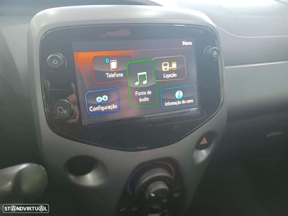 Toyota Aygo 1.0 X-Clusiv - 16