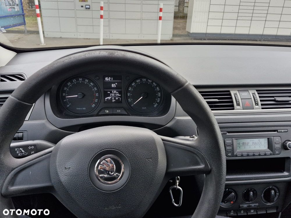 Skoda RAPID 1.6 TDI DPF Active Max - 16