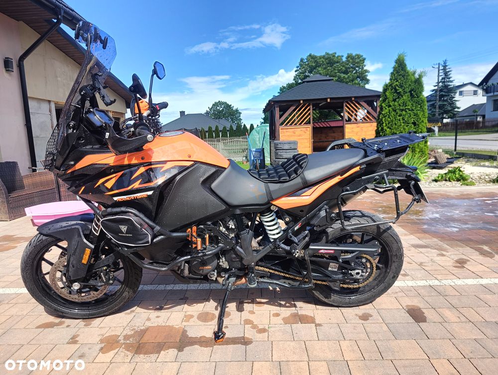 KTM Adventure - 7