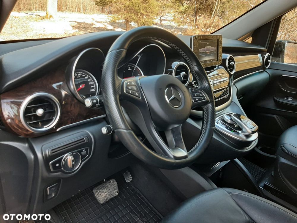 Mercedes-Benz Klasa V 250 (BlueTEC) d extralang 7G-TRONIC Avantgarde - 23