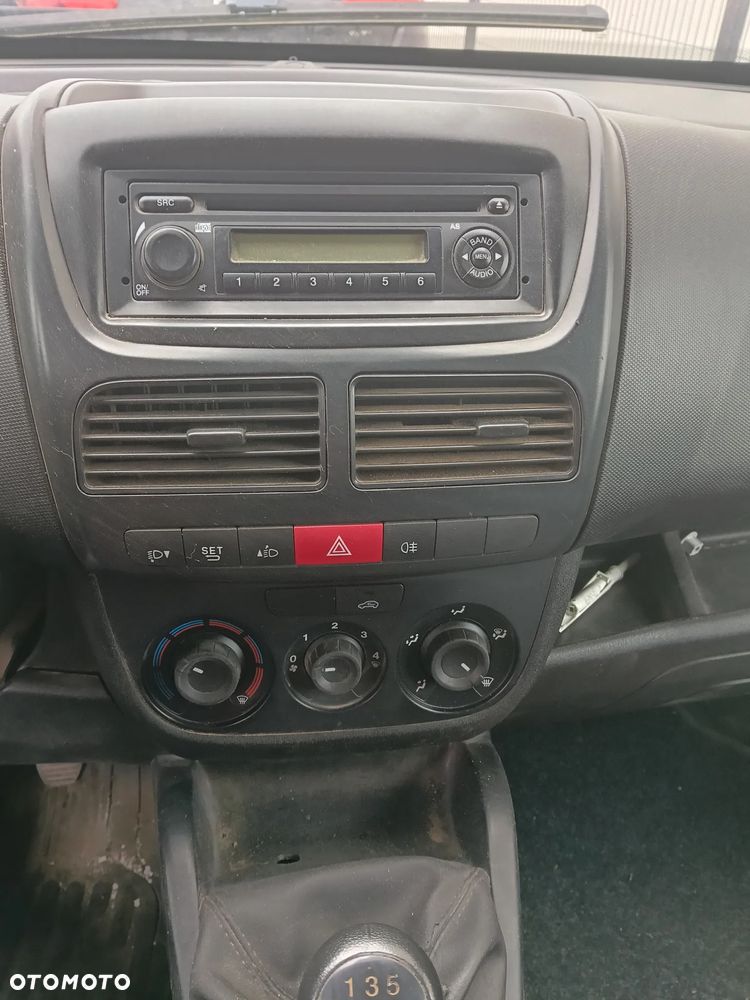 Opel Combo - 9