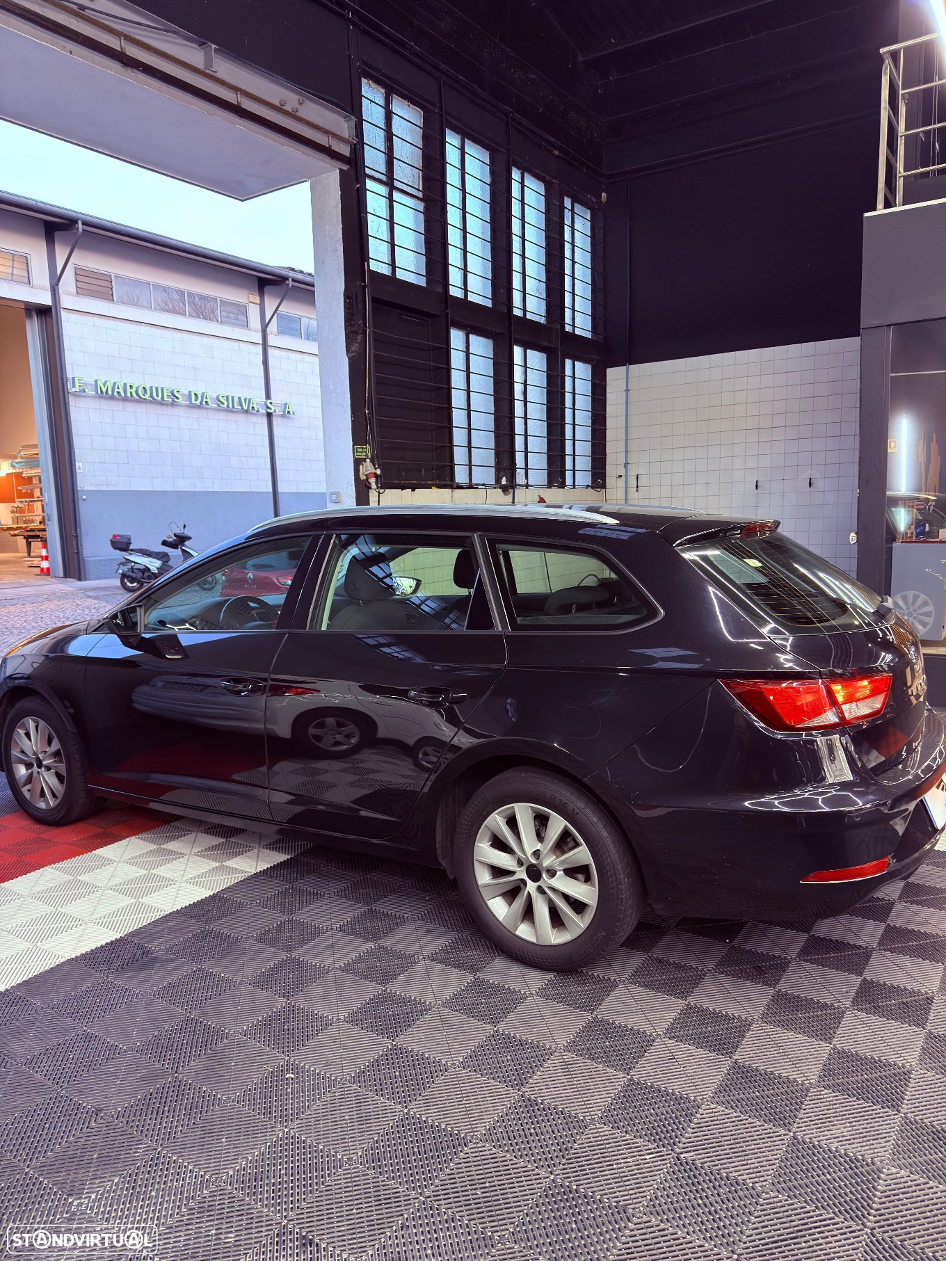SEAT Leon 1.6 TDI Style S/S - 8
