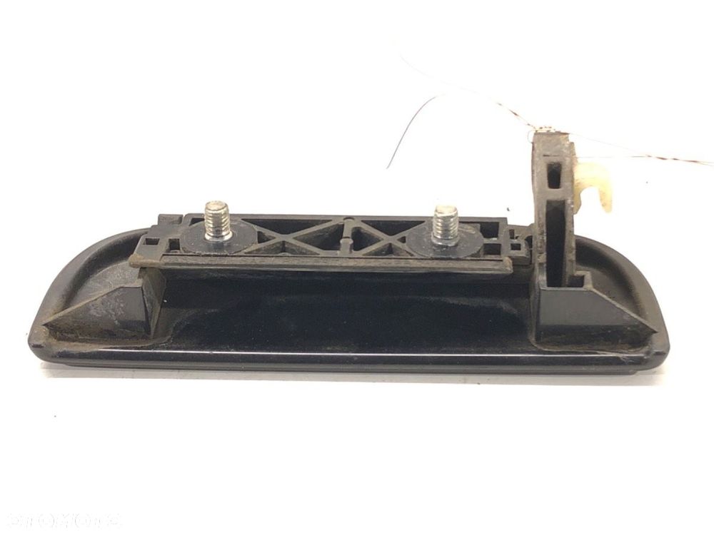 KLAMKA ZEWNĘTRZNA PRAWY PRZÓD  SUZUKI JIMNY samochód terenowy zamknięty (SN) 1998 - 2022 1.5 - 3