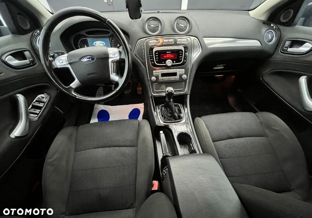 Ford Mondeo - 20