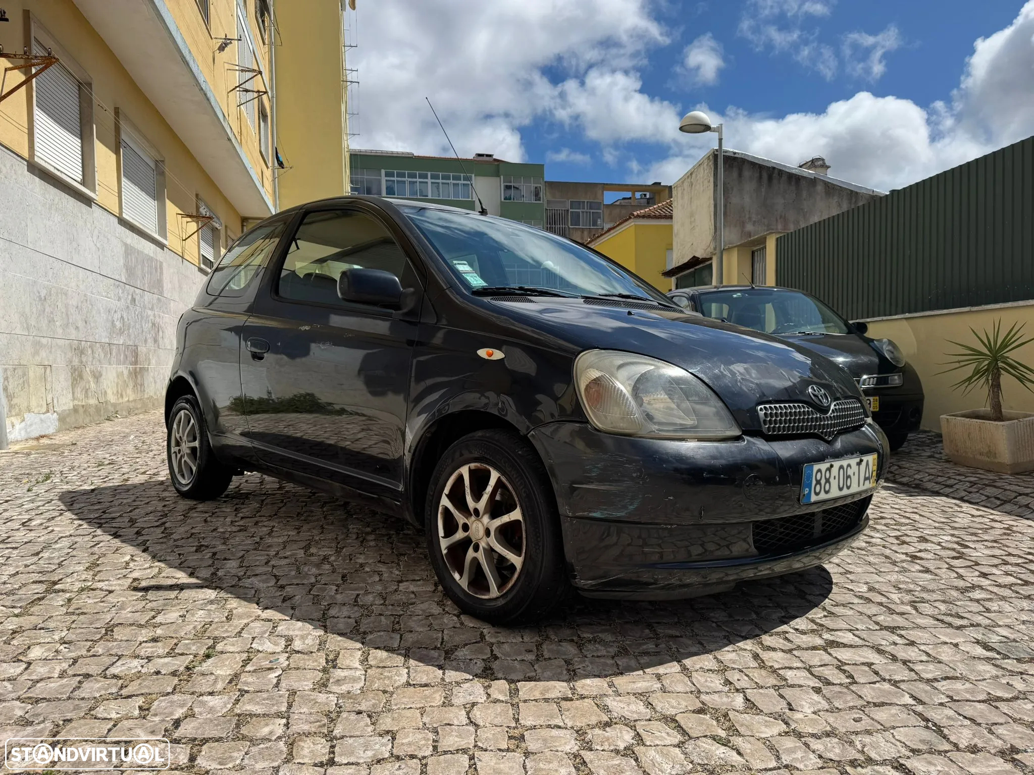 Toyota Yaris 1.0 Luna ABS+CD+AC - 2