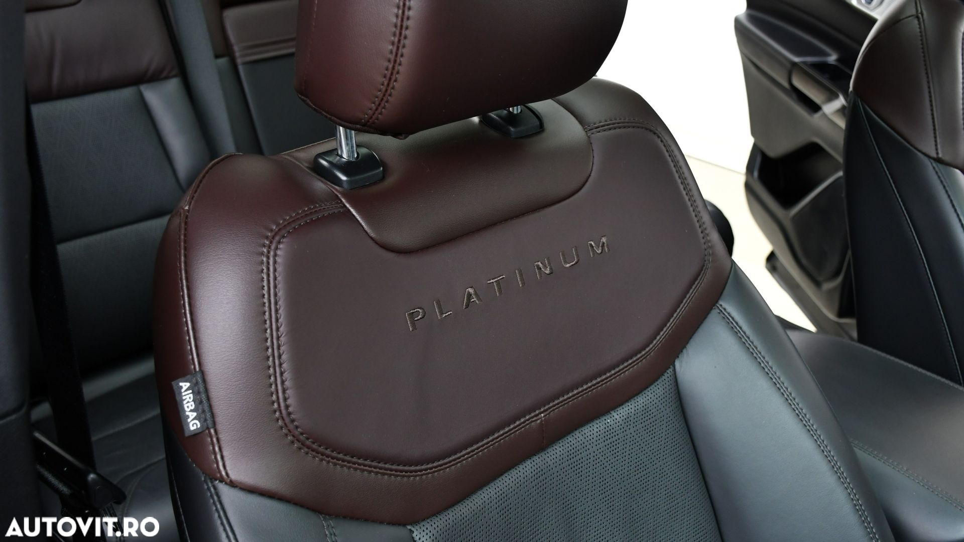 Ford Explorer 3.0 PHEV Platinum - 14