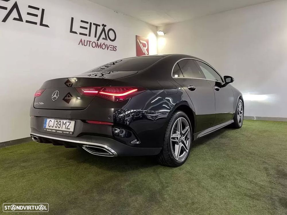 Mercedes-Benz CLA 250 e AMG Line - 8