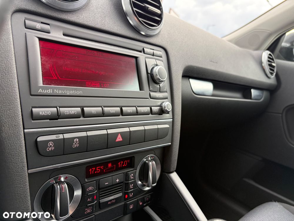 Audi A3 Sportback 1.4 TFSI Ambiente - 9