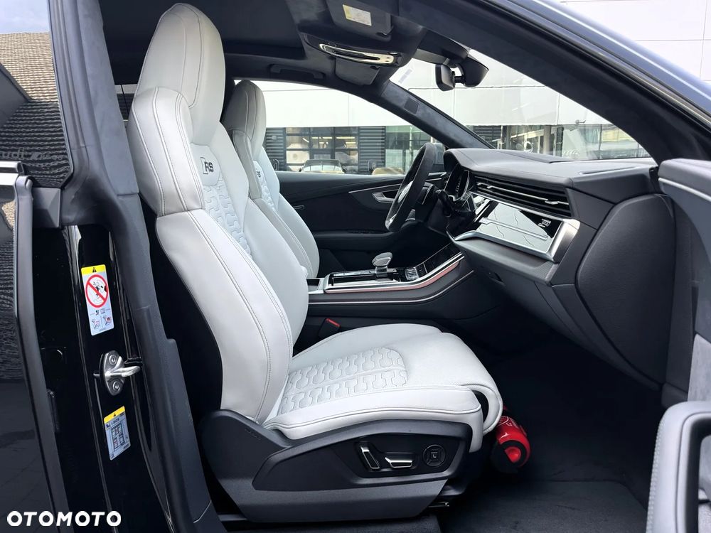 Audi RS Q8 - 15