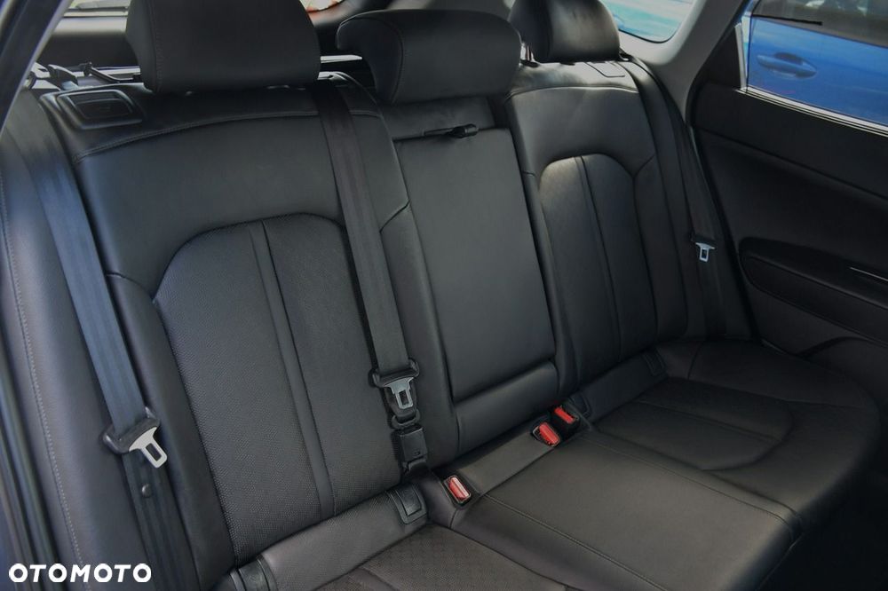 Kia Optima Plug-in Hybrid - 18