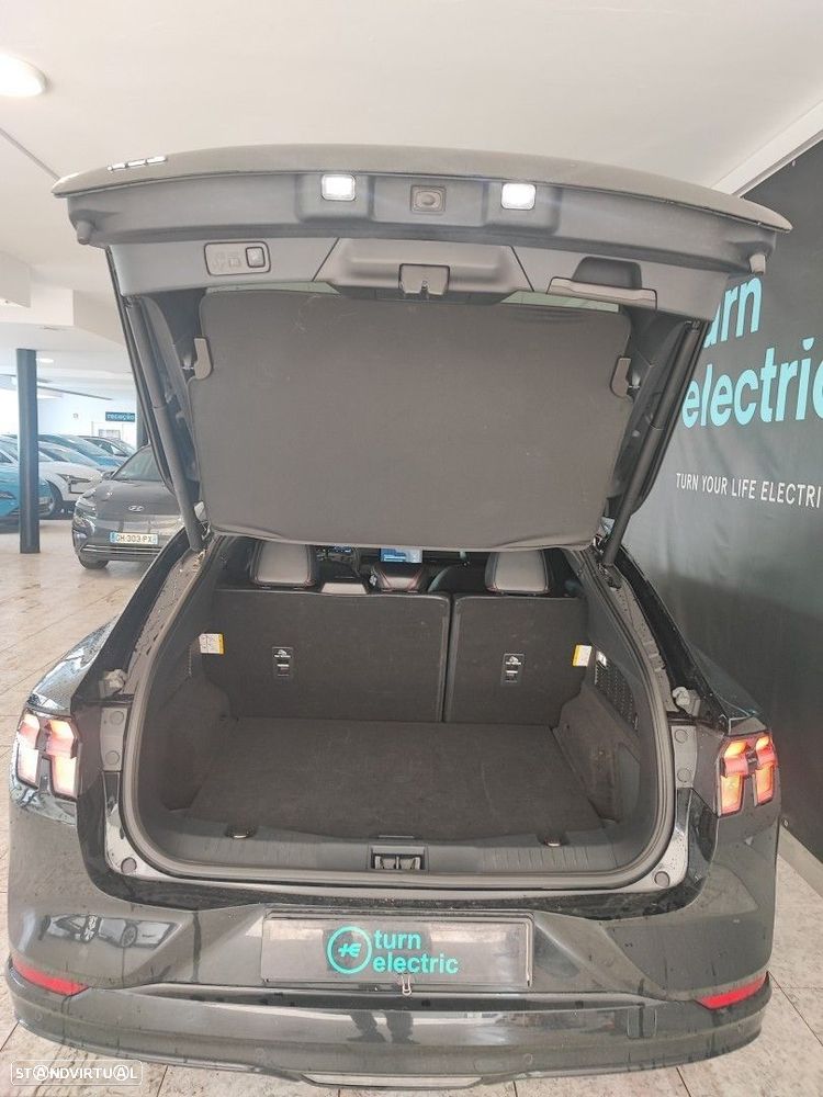 Ford Mustang Mach-E 75.7 kWh Premium AWD - 4
