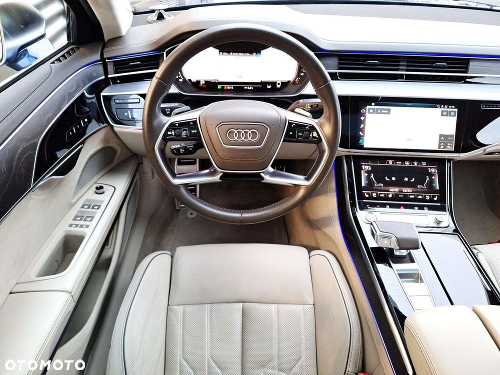 Audi S8 - 11
