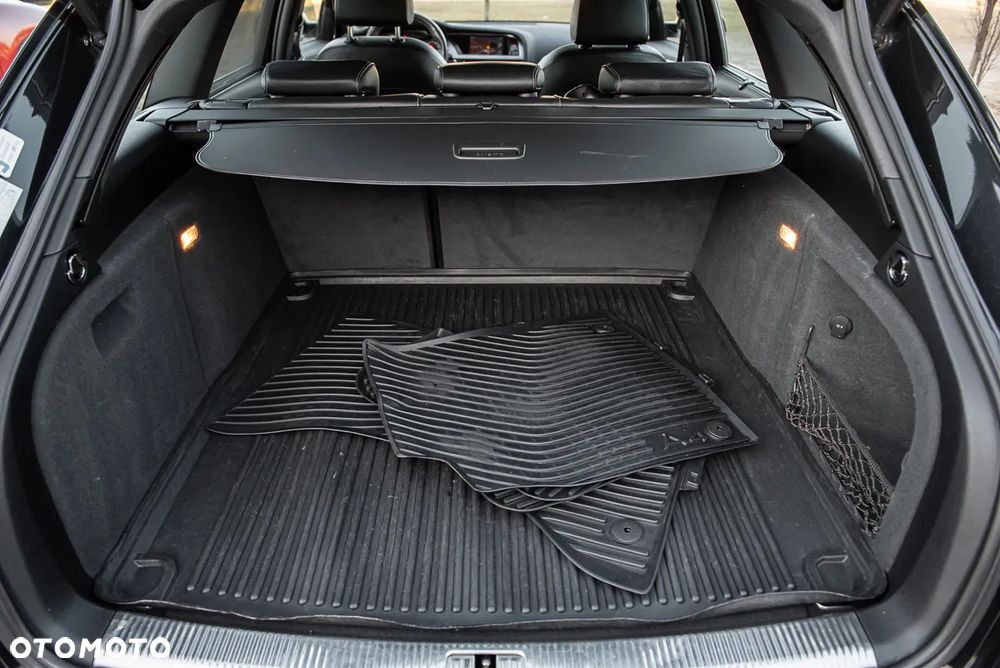 Audi A4 Avant - 30