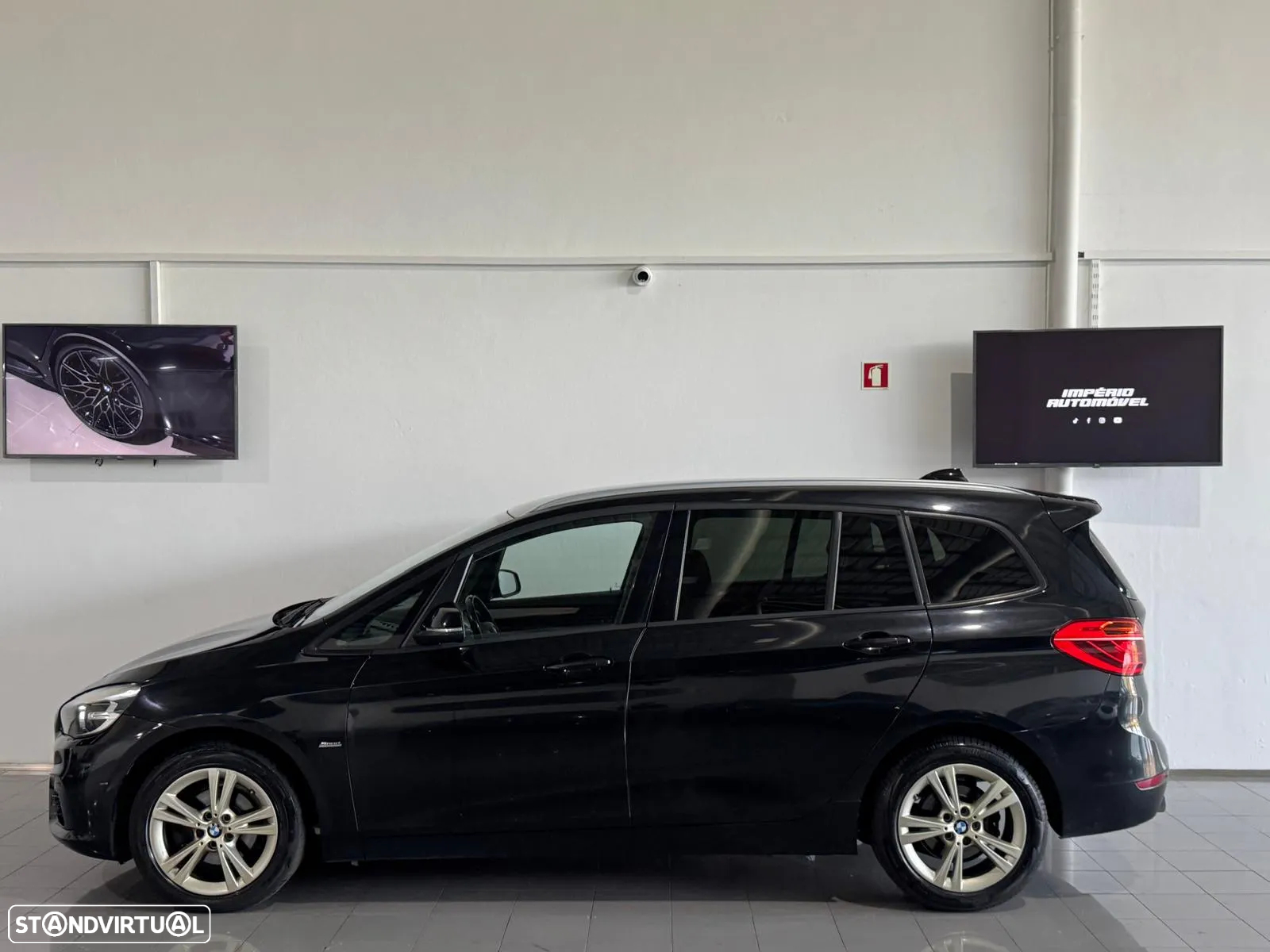 BMW 216 Gran Tourer d - 18