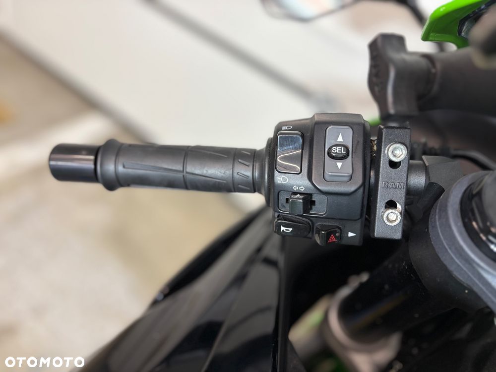 Kawasaki ZX - 18