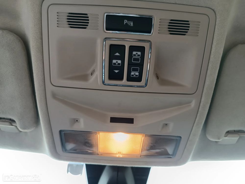 Jaguar XJ 3.0 V6 S Portfolio - 30