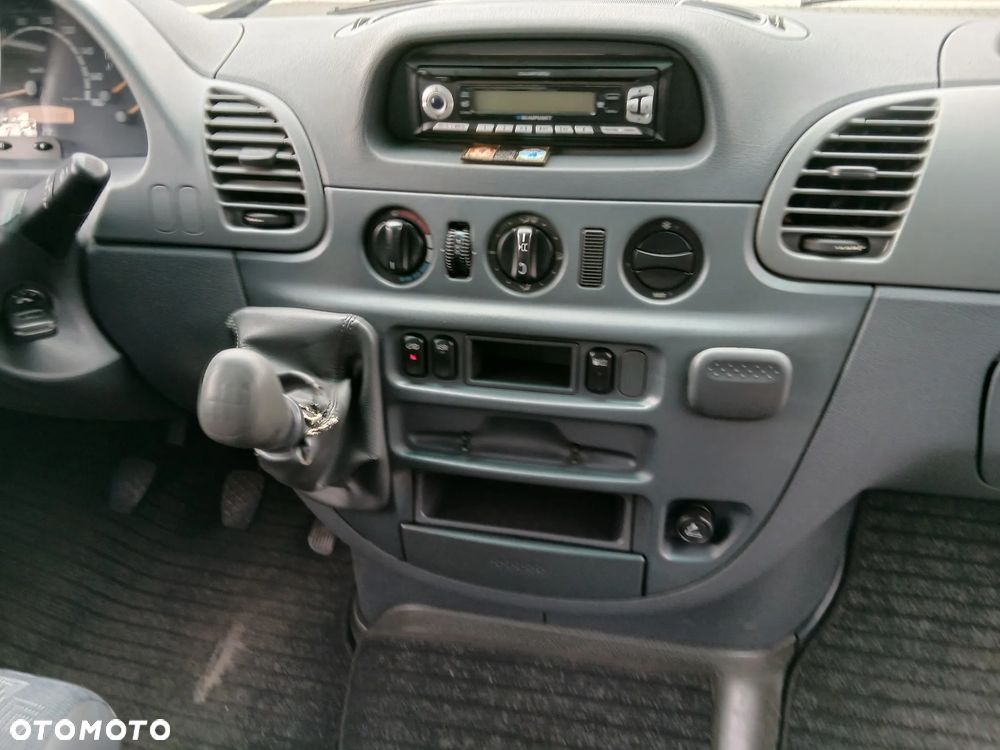 Mercedes-Benz Sprinter 416 - 31
