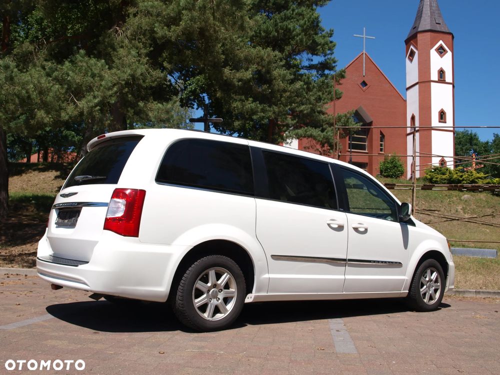 Chrysler Town & Country 3.6 Touring - 2