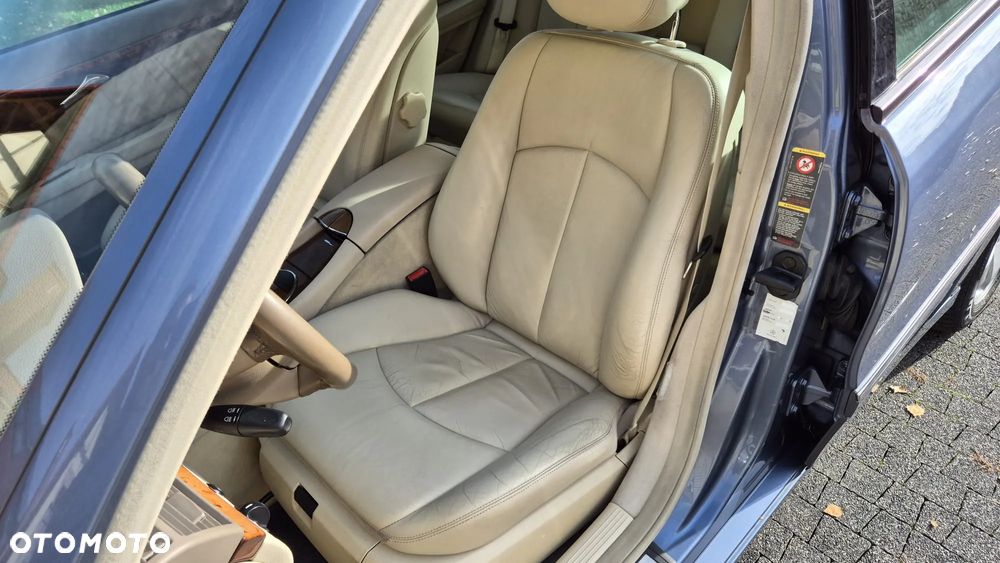 Mercedes-Benz Klasa E - 17