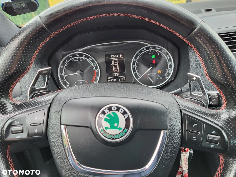 Skoda Octavia 2.0 TDI DPF RS DSG - 18