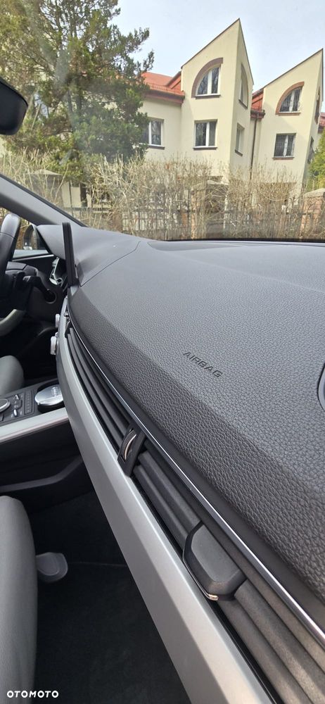 Audi A4 Avant 2.0 TFSI ultra Design S tronic - 27