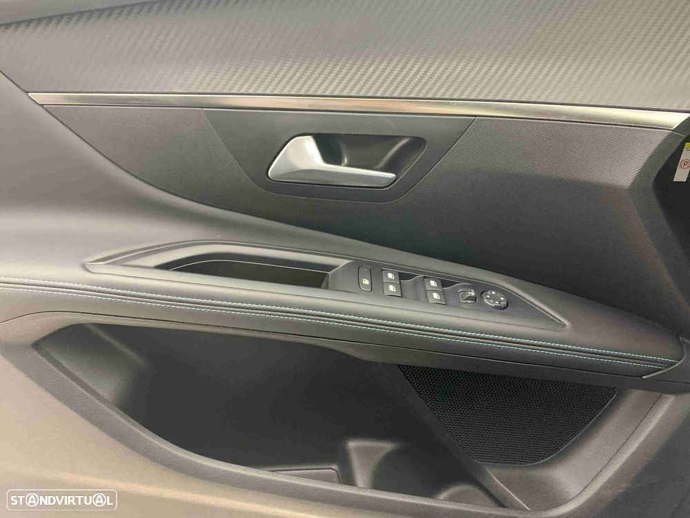 Peugeot 5008 1.2 PureTech Allure Pack EAT8 - 11