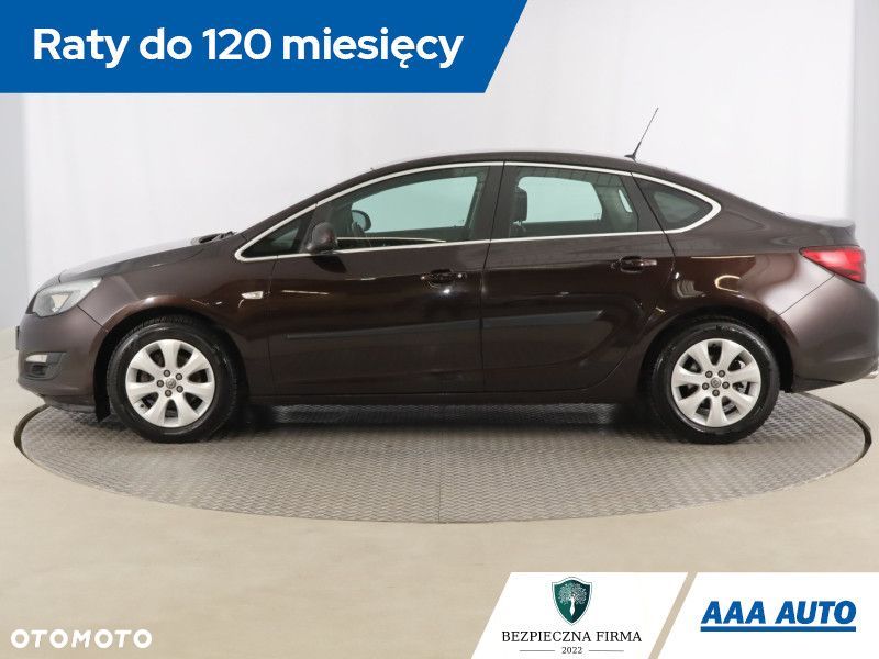 Opel Astra - 4