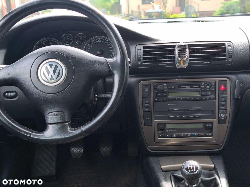 Volkswagen Passat Variant - 3