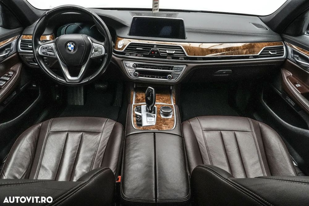 BMW Seria 7 730d - 8