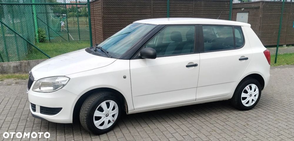 Skoda Fabia 1.2 HTP COOL EDITION - 5