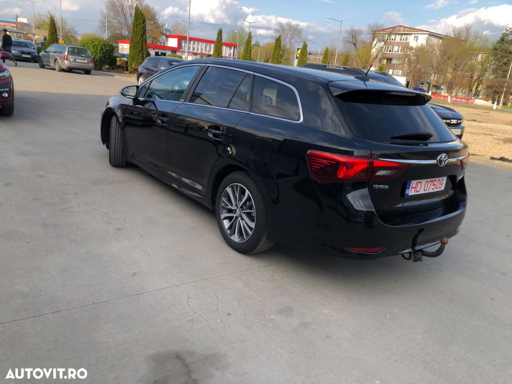 Toyota Avensis Touring Sports 1.6 D-4D Edition S+ - 4