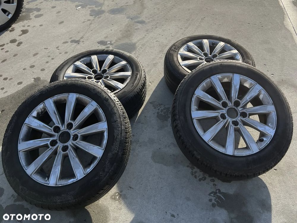 Audi A4 Limousine - 14