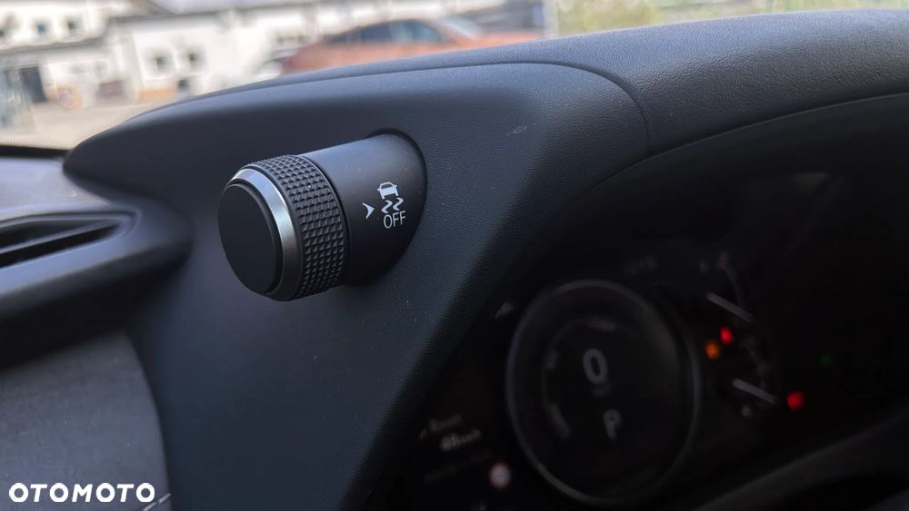Lexus UX 200 GPF F Sport 2WD - 17