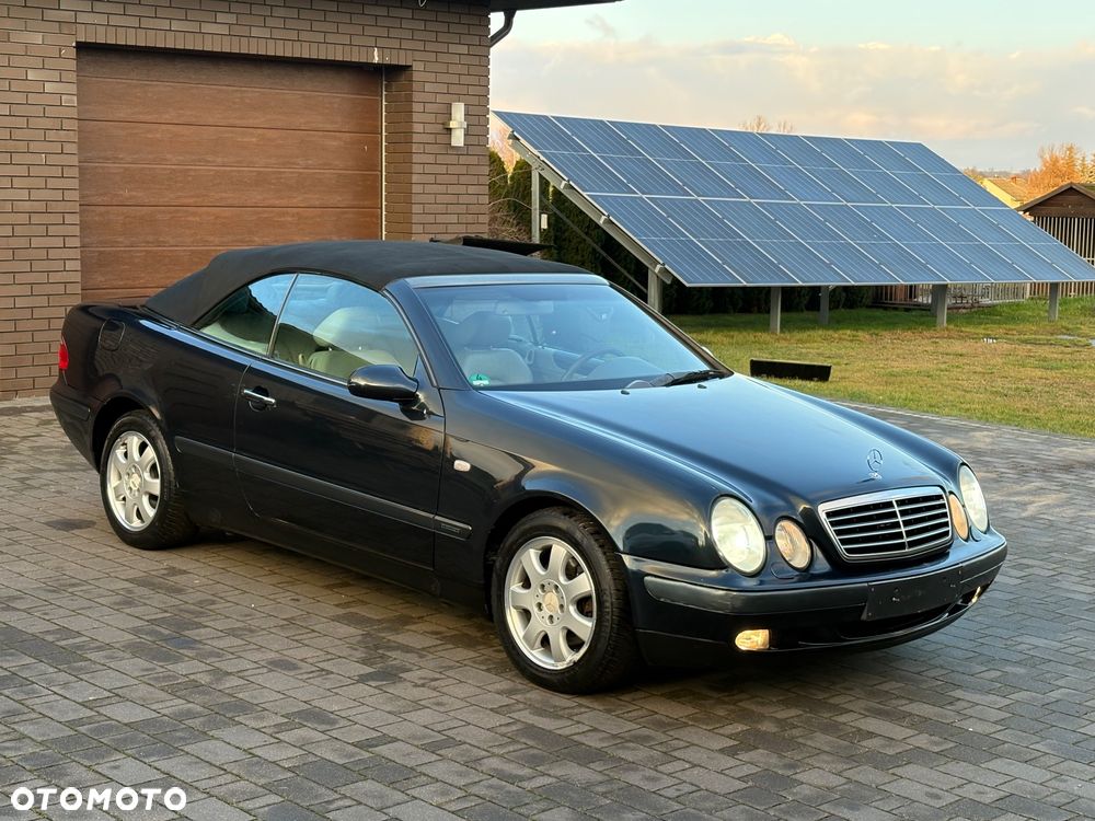 Mercedes-Benz CLK - 15