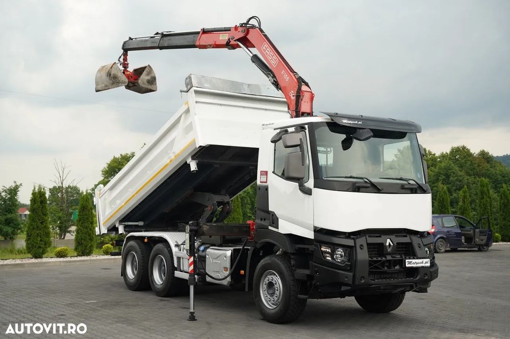Renault C 430 / 6x4 / BASCULĂ CU 2 LATE / CUPLĂ HIDRAULICĂ + FASSI F155.A0.22 HDS / RADIOCOMANDĂ / ROTATOARE / CUPĂ / EURO 6 / - 8