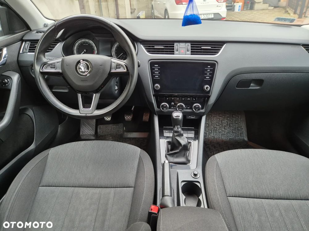Skoda Octavia 2.0 TDI Style - 8