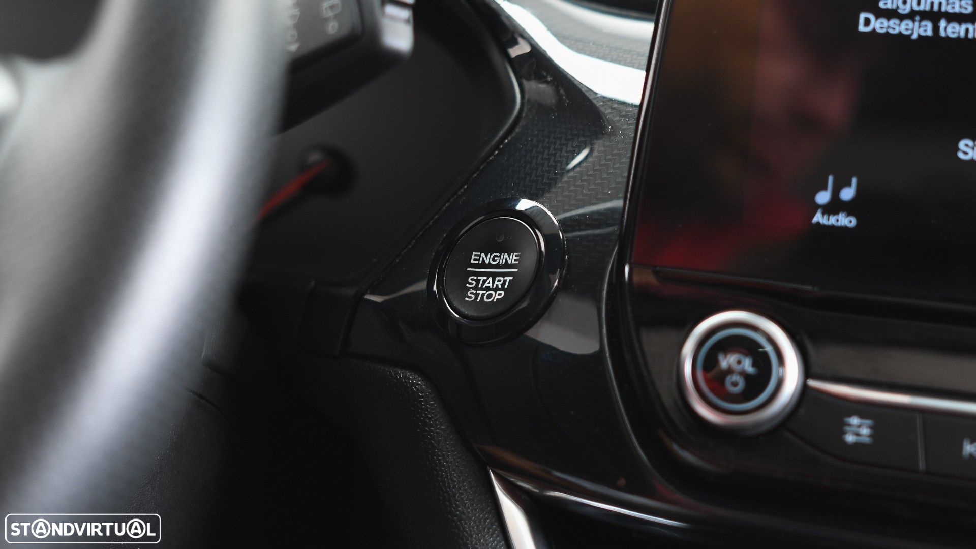 Ford Fiesta 1.5 EcoBoost S&S ST X - 32