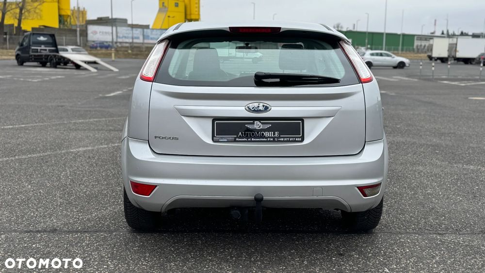 Ford Focus 1.6 16V Style+ - 9