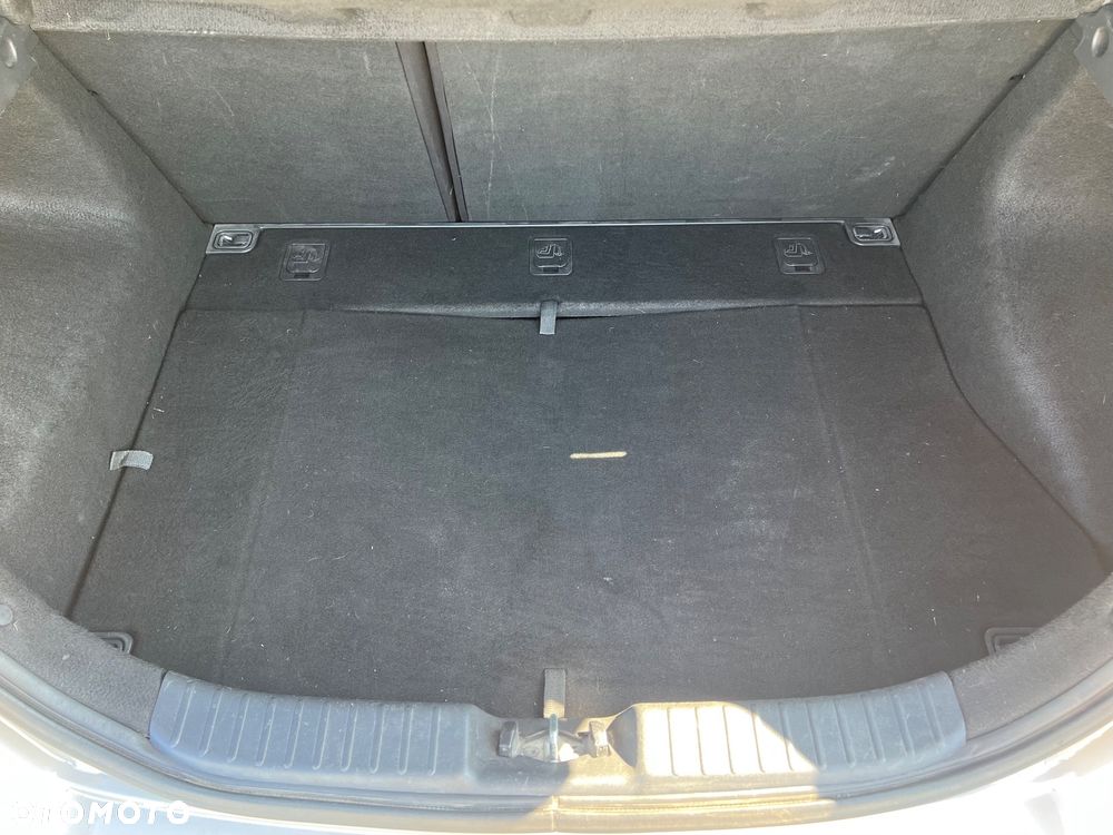 Hyundai i30 1.6 Style - 17