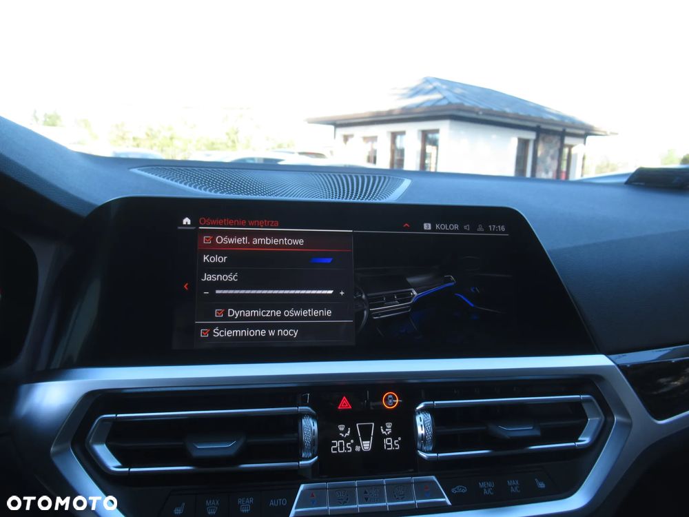 BMW Seria 3 320d MHEV Sport Line - 23
