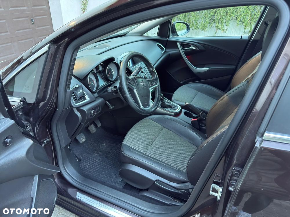 Opel Astra 1.4 T Cosmo - 6