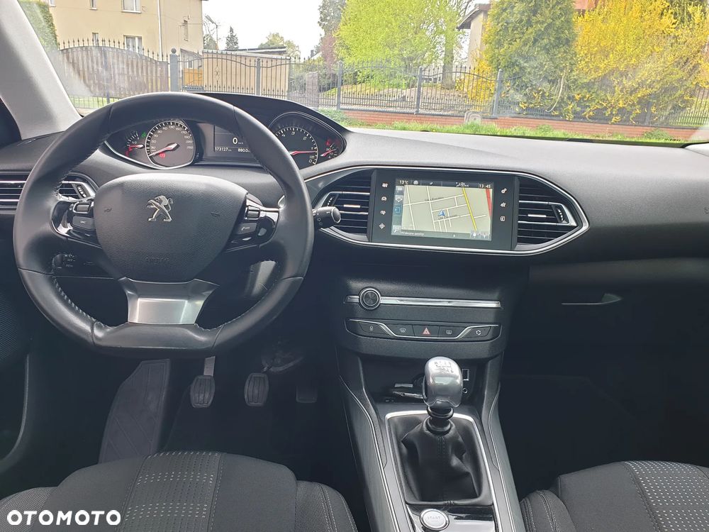 Peugeot 308 2.0 BlueHDi Allure S&S - 6