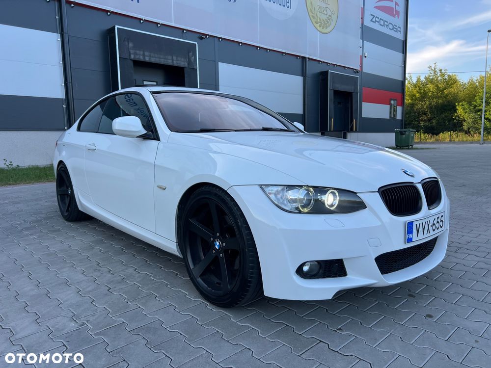 BMW Seria 3 320d Coupe - 14