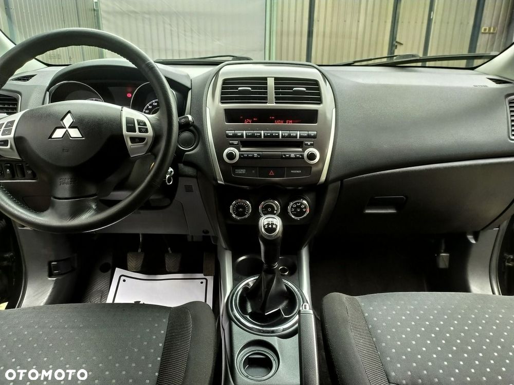 Mitsubishi ASX - 17