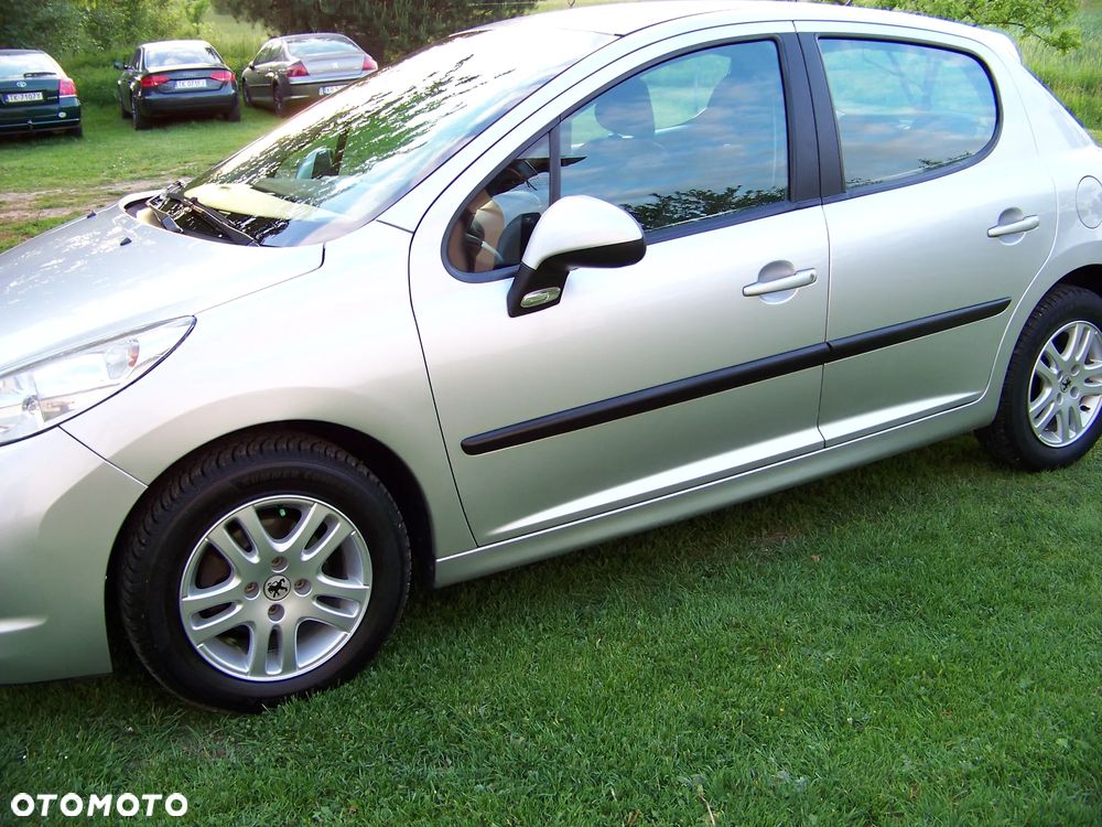 Peugeot 207 1.4 HDi Trendy - 4